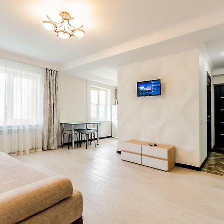 Artal Apartment On Obolonsky Avenue 16A Kijów Zewnętrze zdjęcie