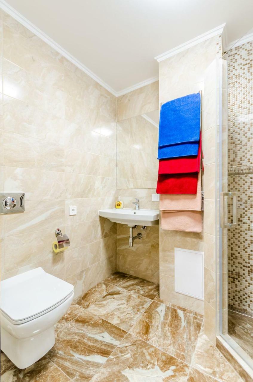 Artal Apartment On Obolonsky Avenue 16A Kijów Zewnętrze zdjęcie