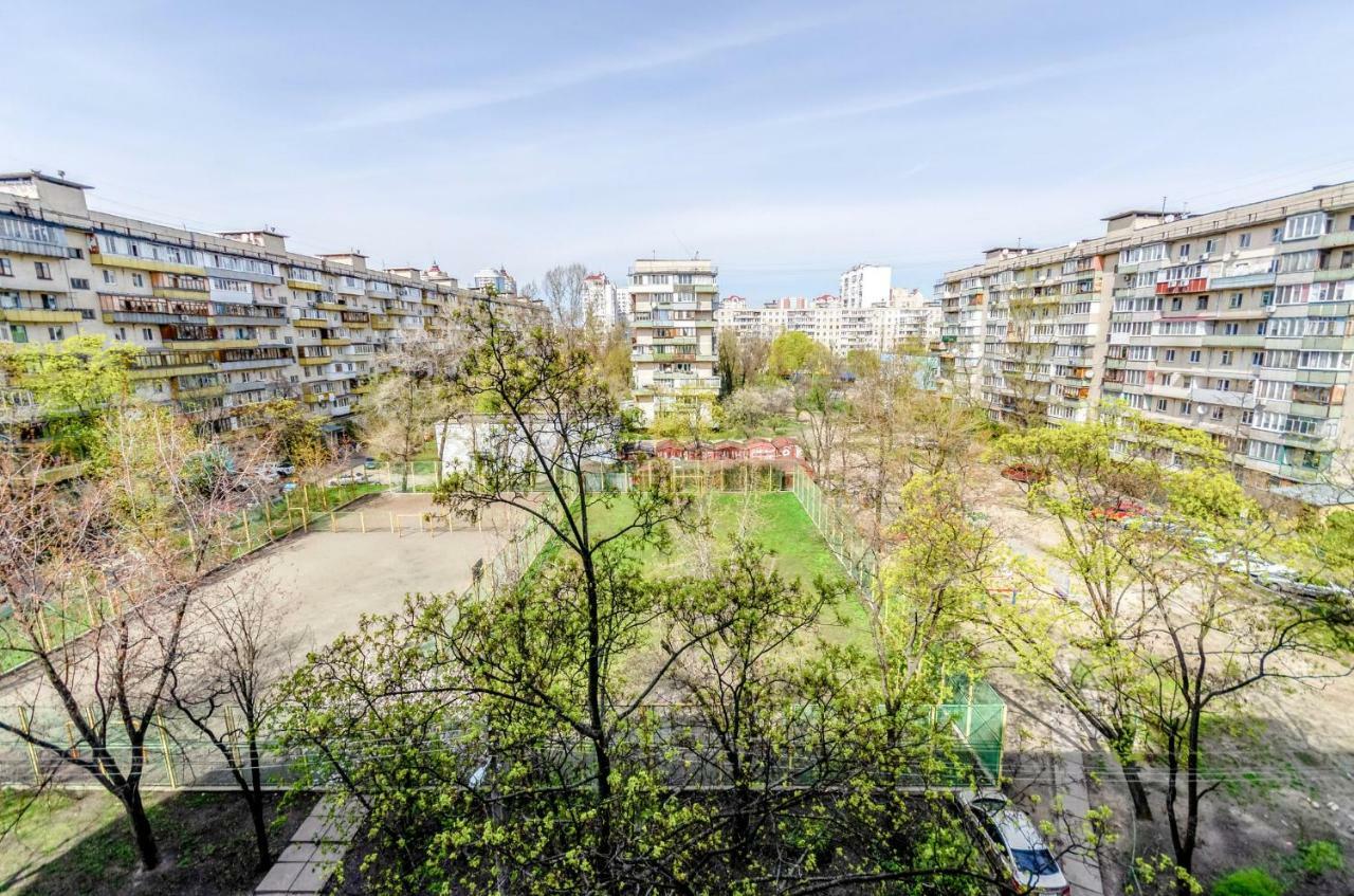 Artal Apartment On Obolonsky Avenue 16A Kijów Zewnętrze zdjęcie